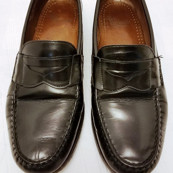 EUC. Allen Edmonds "Walden" Moccasins Size 8 1/2E - Picture 2 of 8